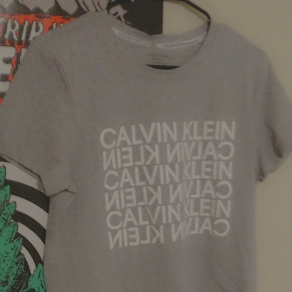 Calvin Klein performance - Picture 2 of 4